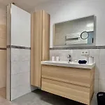 Modernes 3-schlafzimmer-apartment Mit Terrasse Nahe Messe Friedrichshafen & Bodensee * Meckenbeuren