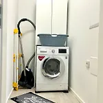 Apartament Modernes 3-schlafzimmer-apartment Mit Terrasse Nahe Messe Friedrichshafen & Bodensee *