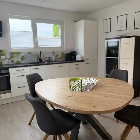 Stilvolles 3 Apartment- Nahe Spieleland Und Friedrichshafen - Modern Ruhig Mit Eigenem Aussenbereich Daire *